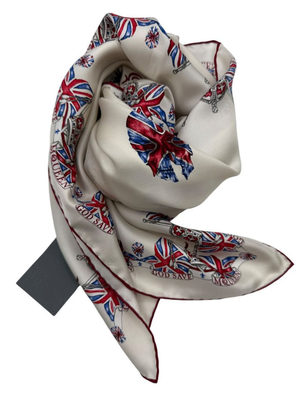 Alexander McQueen "God Save McQueen" Union Jack Skull Silk Scarf Shawl – Ivory Multi – 135cm x 135cm