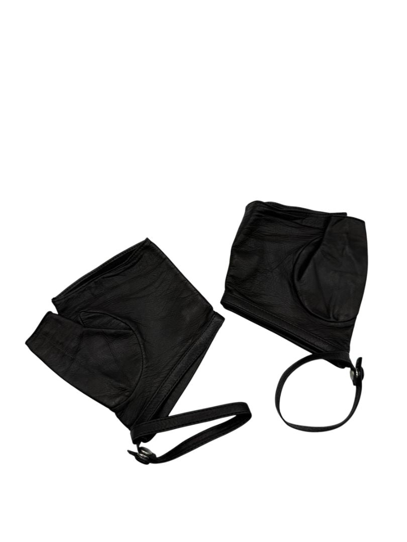 Sermoneta Black Leather Fingerless Driving Gloves with Adjustable Wrist Strap – Size 7