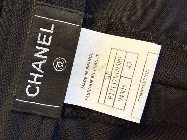 Chanel Black Stretch Tailored Pants with CC Logo – Size 44