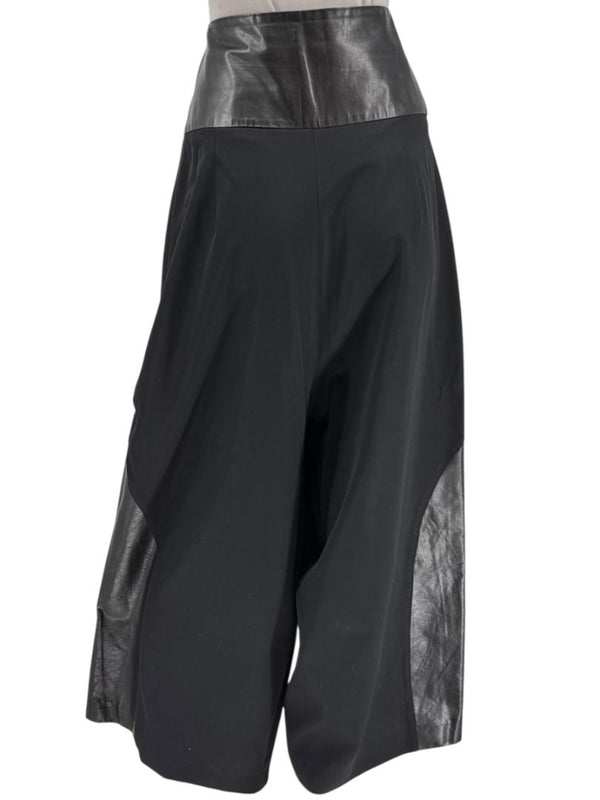 Ivan Grundahl Black Leather & Wool Wide-Leg Culottes – EU 38