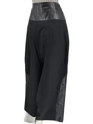 Ivan Grundahl Black Leather & Wool Wide-Leg Culottes – EU 38