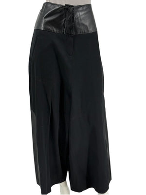 Ivan Grundahl Black Leather & Wool Wide-Leg Culottes – EU 38