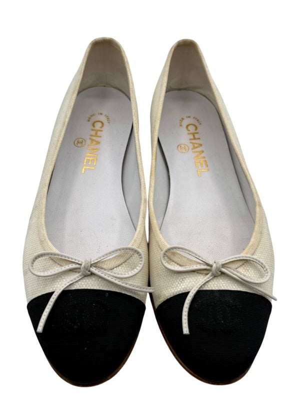 Chanel Ivory Canvas Ballet Flats with Black Cap Toe – Size 39