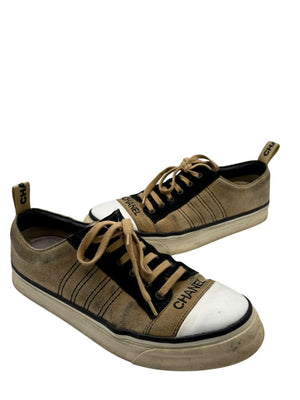 Chanel Tan & Black Suede Logo Lace-Up Sneakers – Size 40