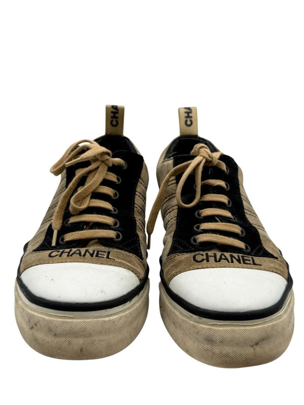 Chanel Tan & Black Suede Logo Lace-Up Sneakers – Size 40