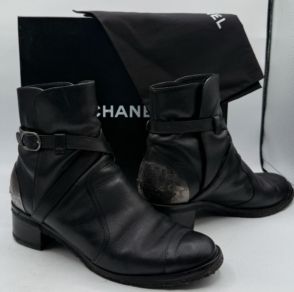 Chanel Black Leather Ankle Boots with Distressed Logo Heel – Size 40 (US 10)