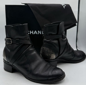 Chanel Black Leather Ankle Boots with Distressed Logo Heel – Size 40 (US 10)