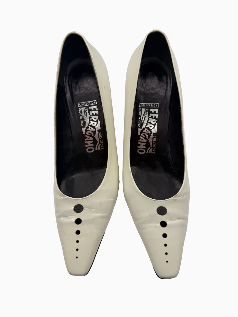 Salvatore Ferragamo Collection White Leather Pointed Toe Kitten Heel Pumps 8.5B Italy