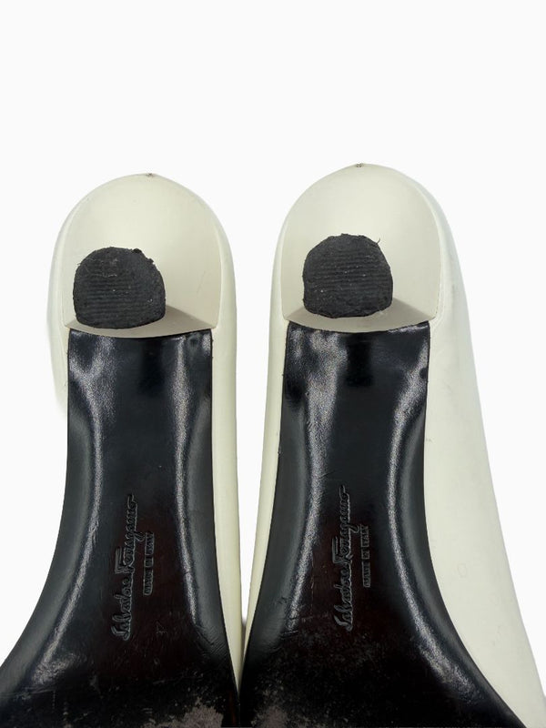 Salvatore Ferragamo Collection White Leather Pointed Toe Kitten Heel Pumps 8.5B Italy