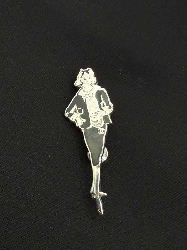 Chanel 03P Silver-Tone “Young Coco Chanel” Silhouette Brooch – Excellent Condition