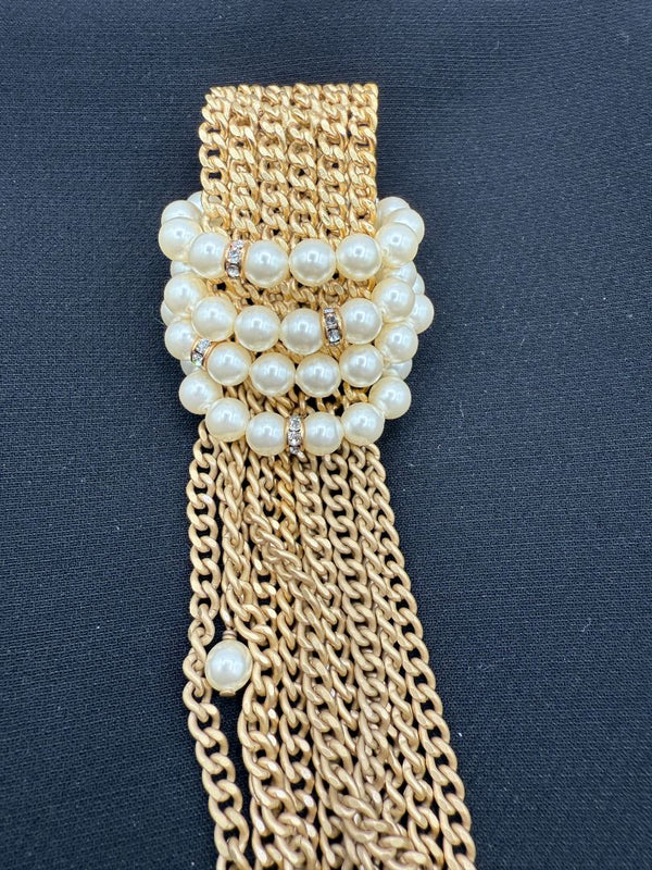 Chanel Cruise 2001 Gold-Tone Chain & Pearl Fringe Brooch – 8" x 1 3/4"