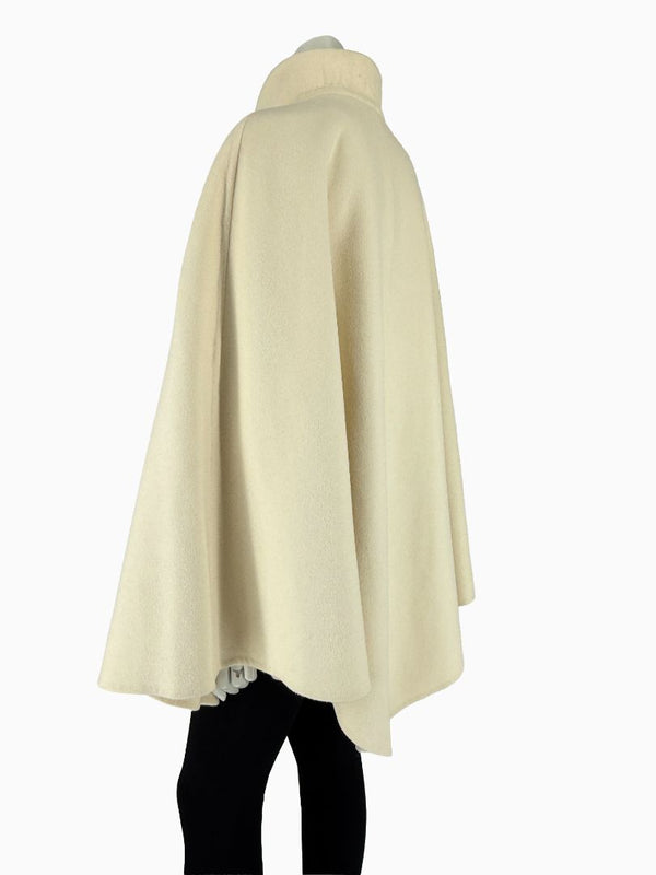 Akris Ivory Wool Blend Cape Coat – Size US 14 / F 46 / D 44