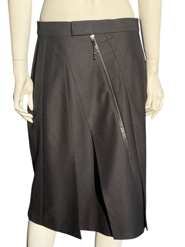 Akris Punto Black Wool Skirt – Size US 12 / FR 44 / DE 42