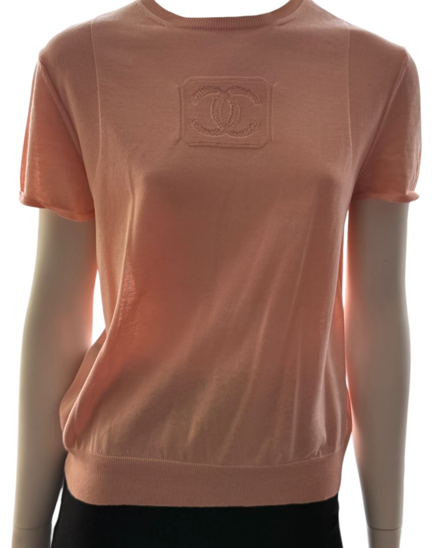 Chanel Peach Knit Logo Tee – Size FR 42 (US 8/10)