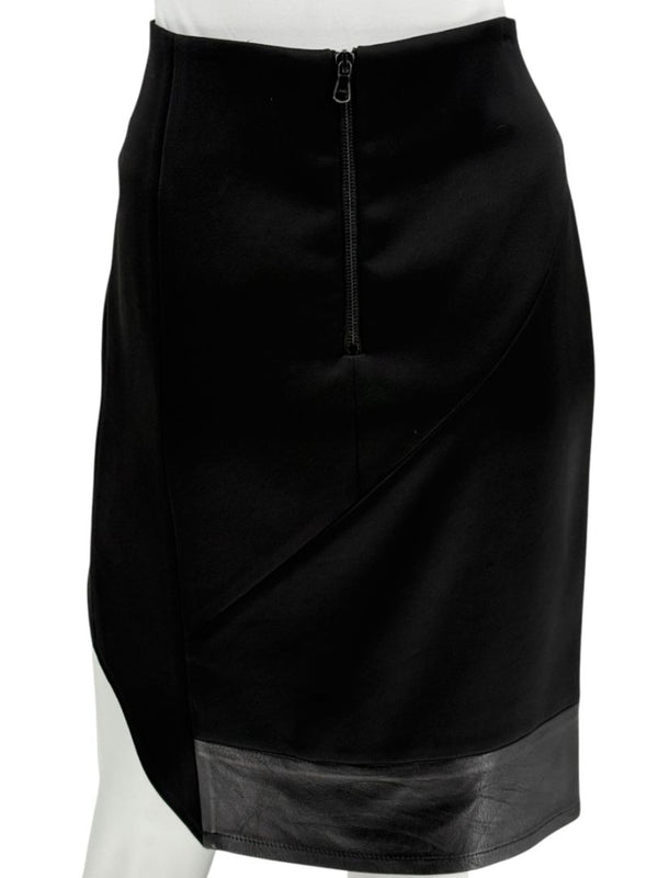 Pamella Roland Black Skirt with Leather Trim - Large