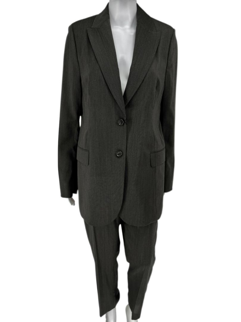 Akris Grey Wool & Silk Blend Pant Suit – Size 10