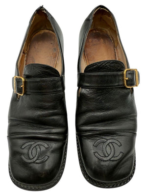 CHANEL CC Leather Buckle Shoes – Size 40 – Black