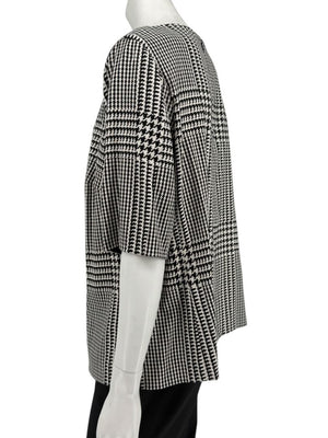 Escada Black & Ivory Houndstooth Knit Top – Size EU 44 (US 14)