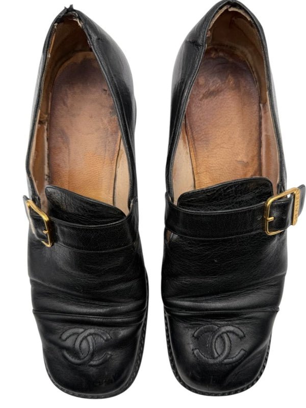 CHANEL CC Leather Buckle Shoes – Size 40 – Black