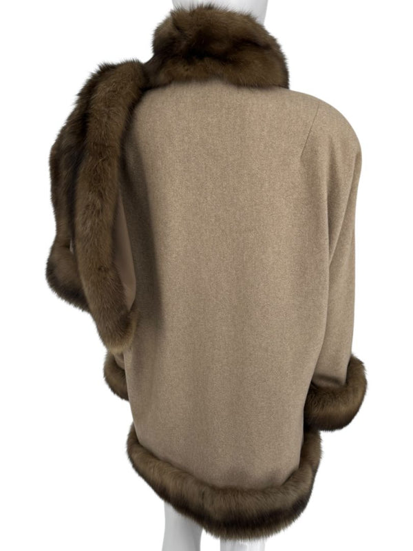 J. Mendel Camel Wool Cape with Fox Fur Trim – One Size