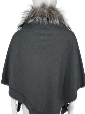 Agnona Grey Wool Shawl with Silver Fox Fur Collar – One Size