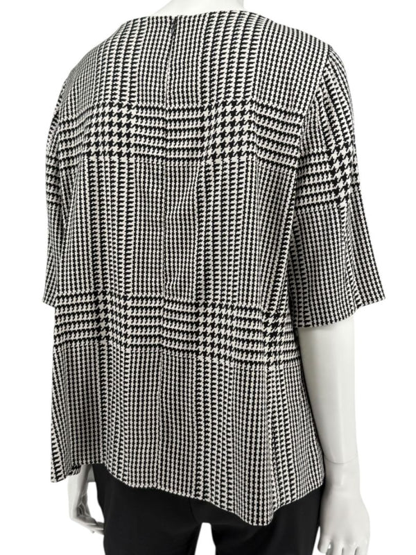 Escada Black & Ivory Houndstooth Knit Top – Size EU 44 (US 14)