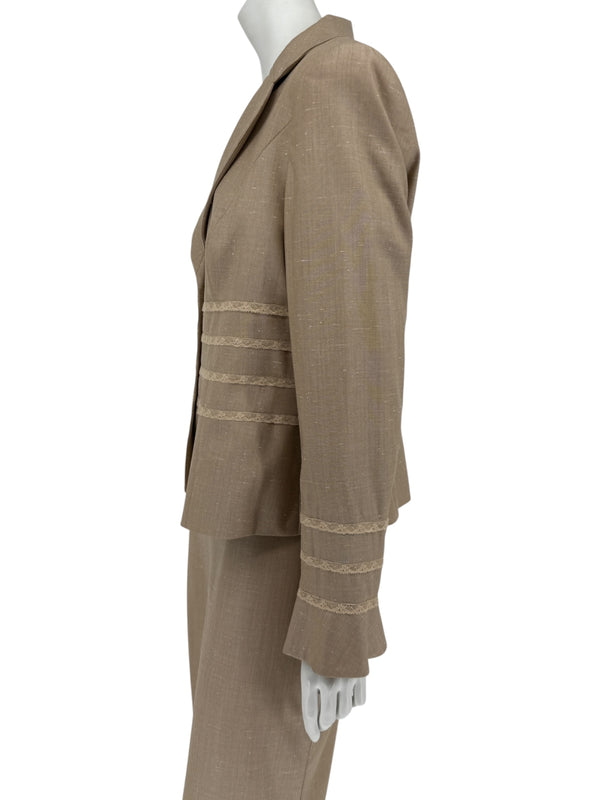 Escada Beige Wool-Silk Blend Two-Piece Suit – Size 42 (Blazer & Pants)
