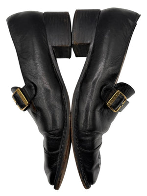 CHANEL CC Leather Buckle Shoes – Size 40 – Black