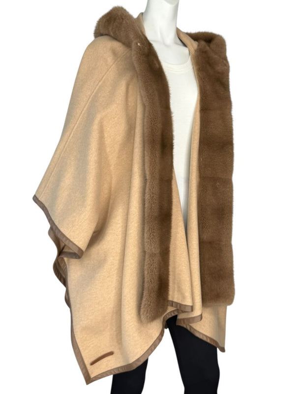 Agnona Camel Cashmere Cape with Fur Trim & Hood – One Size- NEW