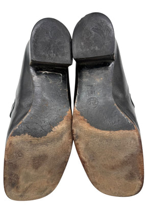 CHANEL CC Leather Buckle Shoes – Size 40 – Black