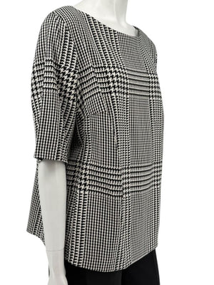 Escada Black & Ivory Houndstooth Knit Top – Size EU 44 (US 14)