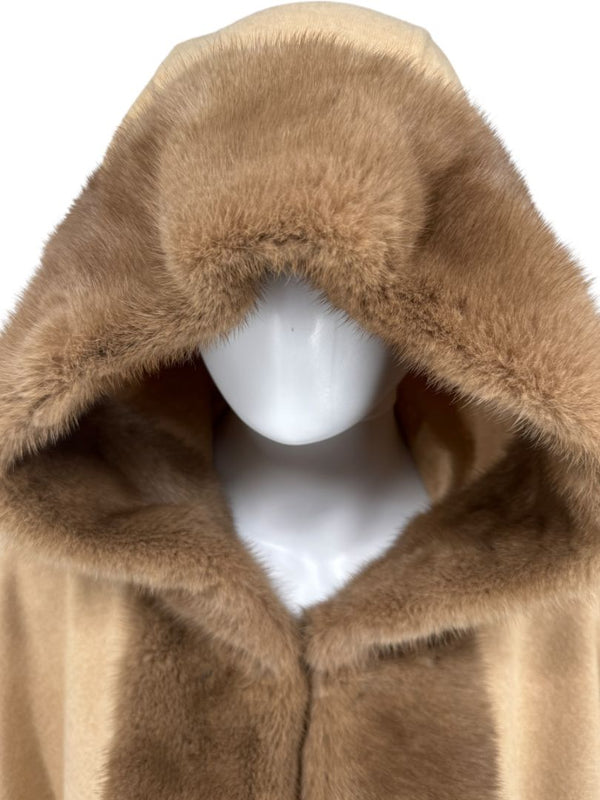 Agnona Camel Cashmere Cape with Fur Trim & Hood – One Size- NEW