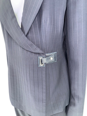 Armani Collezioni Navy Pinstripe Wrap Pantsuit – Made in Italy – Size 14