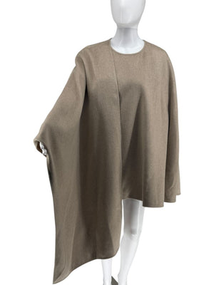 Max Mara 100% Cashmere Cape in Camel - O/S
