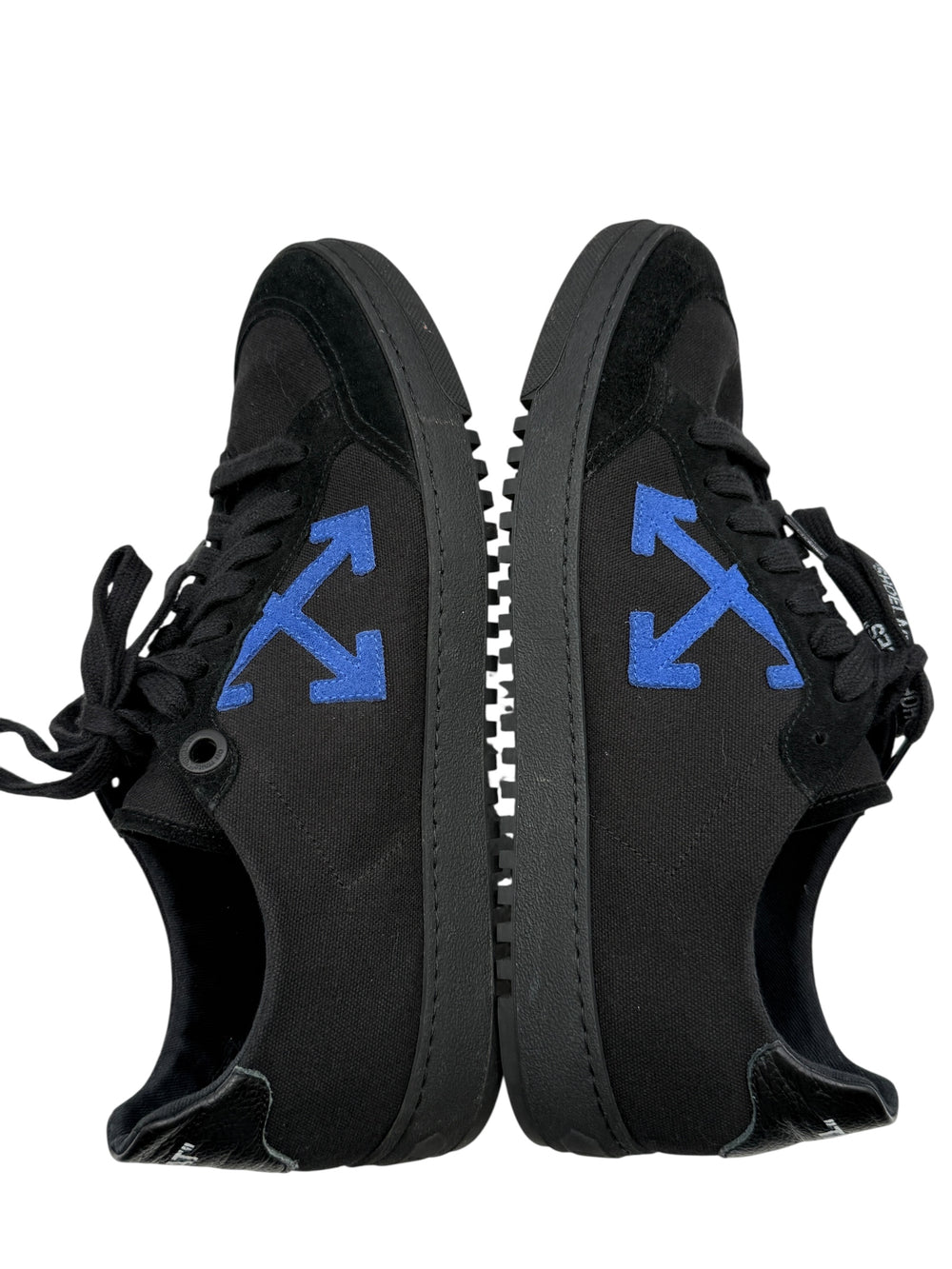 Off-White 2.0 Low Top Sneakers in Black & Blue Suede – Men’s Size 42 EU