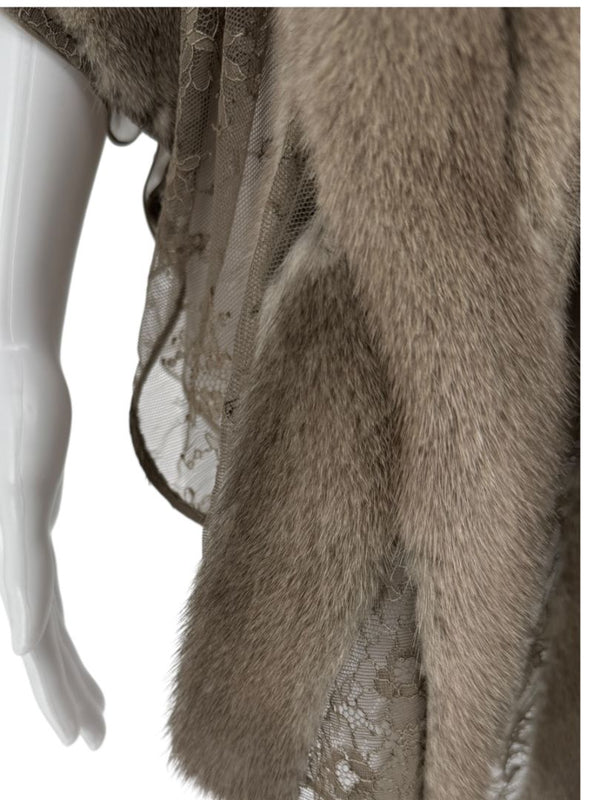 Pamella Roland Taupe Mink Fur & Lace Cape – Sample Size (M/L)