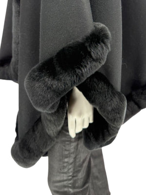 Pamella Roland Black Wool Fur Trim Cape Coat Made in New York – O/S