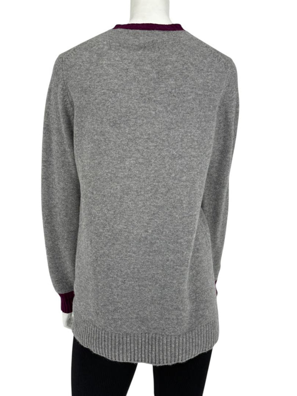 Chanel 2007A Grey and Purple Cashmere Beaded Crest Detail V Neck Sweater - Size 44