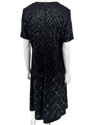 Pamella Roland Black Sequin Grid Shift Dress – Large