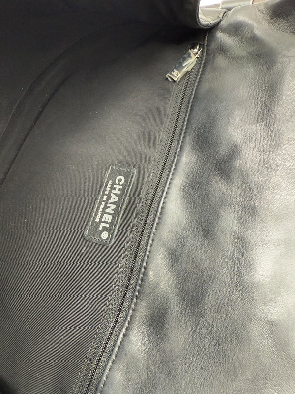 Chanel 2013 Black Hula Hoop Bag - Medium