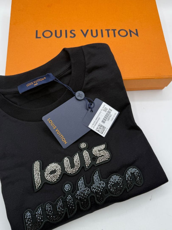 Louis Vuitton Men’s Ombré Jewel Logo Short-Sleeve T-Shirt –Size Small-Pristine New Condition
