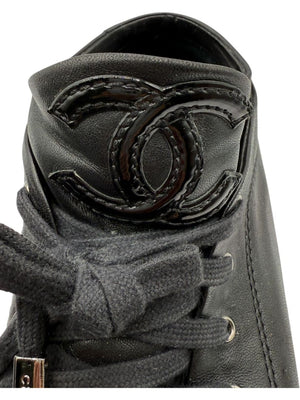 Chanel Black Leather & Patent Cap Toe Sneakers – Size 40