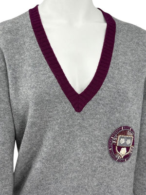 Chanel 2007A Grey and Purple Cashmere Beaded Crest Detail V Neck Sweater - Size 44
