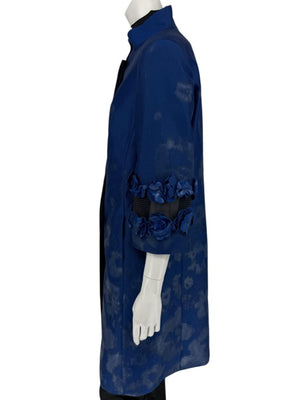 Pamella Roland Blue Textured Floral Embellished Coat – Large