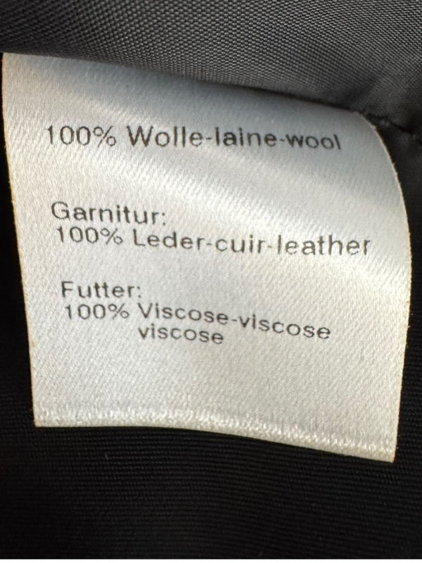 Akris Punto Black Wool Jacket with Leather & Velvet Appliqué – Size US 12