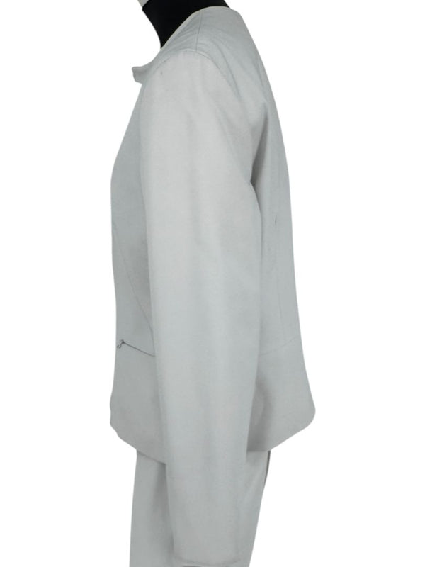 Oscar by Oscar de la Renta Greyish-White Two-Piece Suit – Size 12