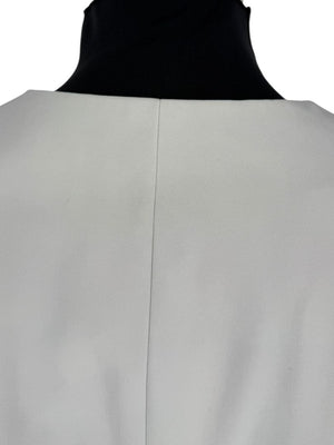 Oscar by Oscar de la Renta Greyish-White Two-Piece Suit – Size 12