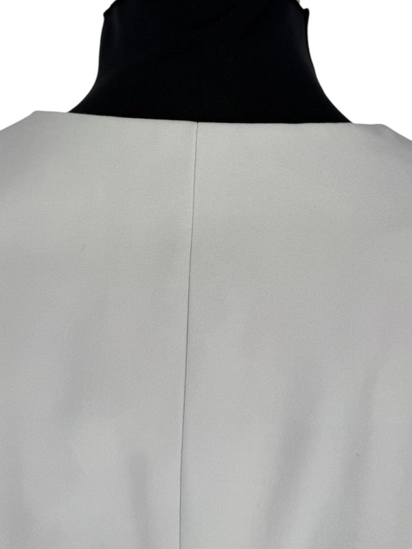 Oscar by Oscar de la Renta Greyish-White Two-Piece Suit – Size 12