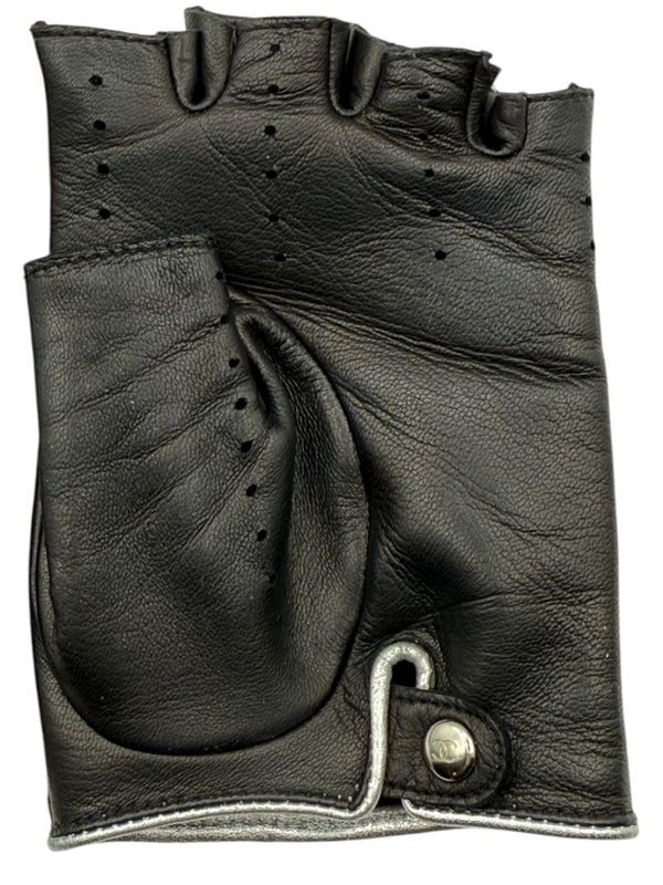 Chanel Quilted Lambskin Beaded CC Fingerless Gloves – Size 7½ – Excellent Preowned Condition (Rare)