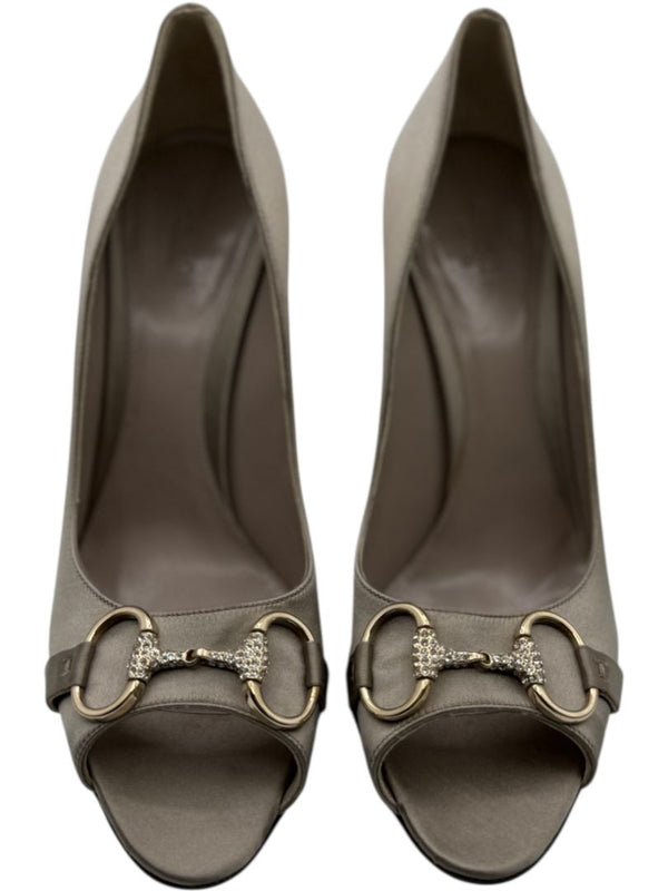 Gucci Satin Horsebit Peep-Toe Pumps with Crystal Detail – Size 8.5B